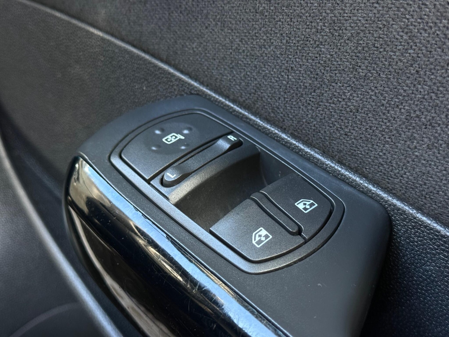 Used Vauxhall Corsa 2013 for sale - 77898578: Photo 26