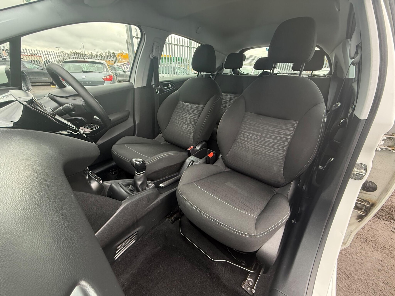 Used Peugeot 208 for sale - 77598404: Photo 14