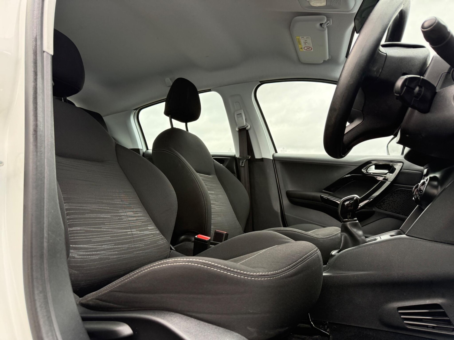 Used Peugeot 208 for sale - 77598404: Photo 15