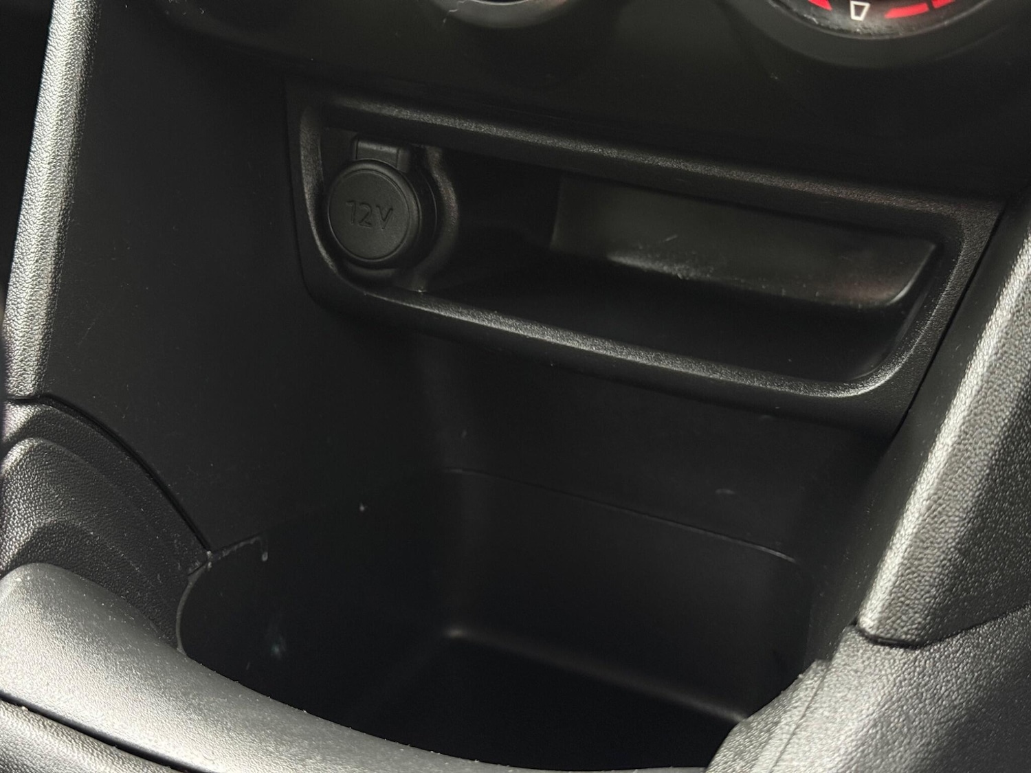 Used Peugeot 208 for sale - 77598404: Photo 24