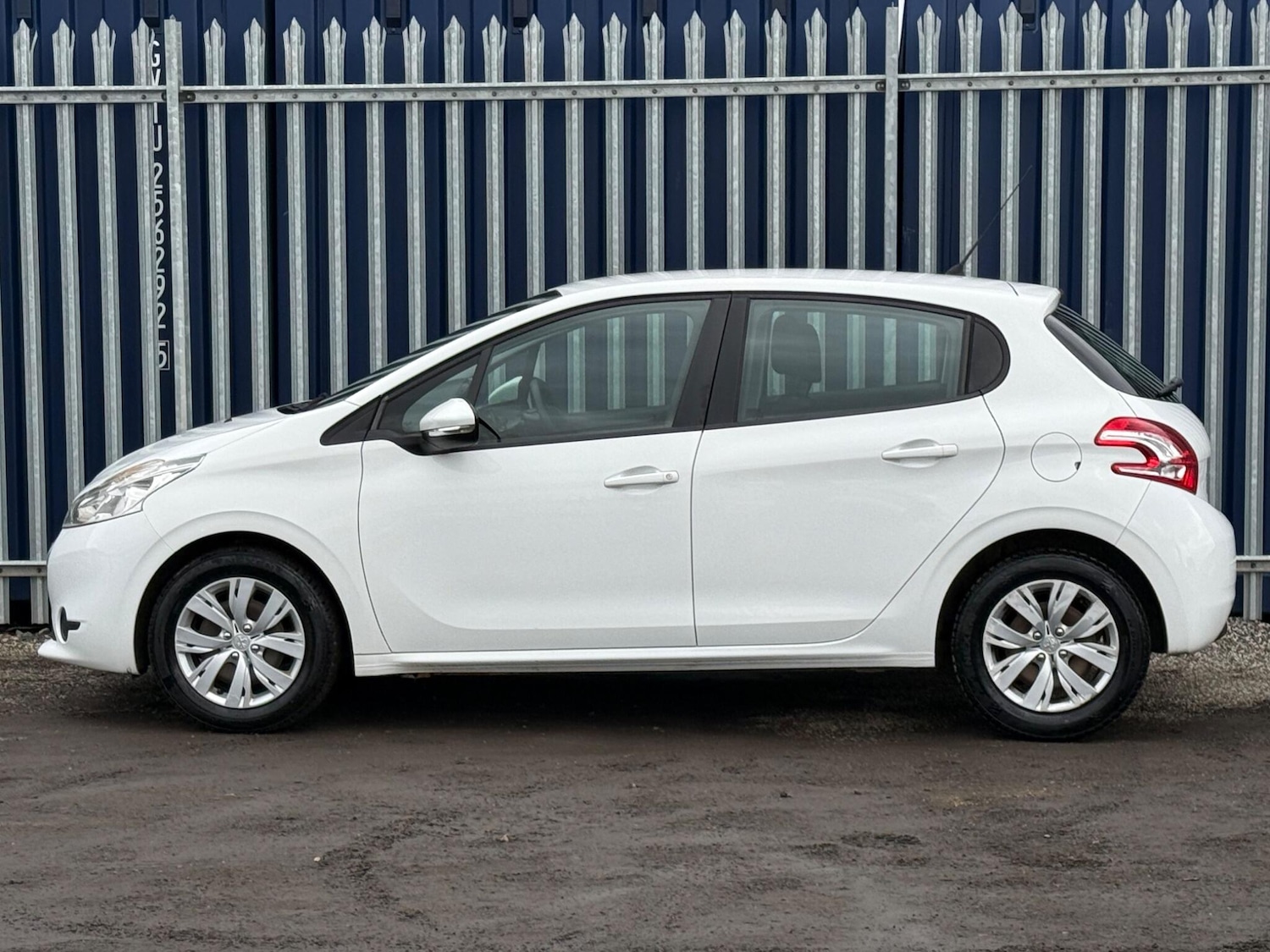 Used Peugeot 208 for sale - 77598404: Photo 9