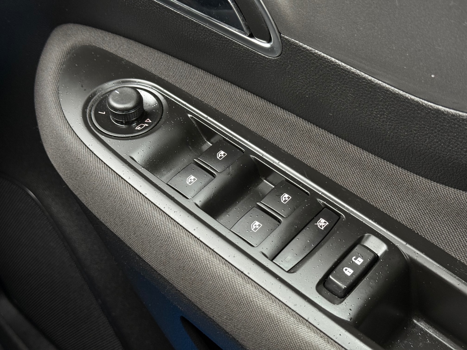 Used Vauxhall Mokka 2016 for sale - 76444515: Photo 28