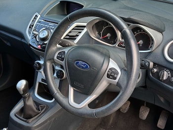 Used Ford Fiesta 2011 for sale - 79594872: Photo