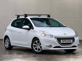 Used Peugeot 208 2015 for sale - 79187251: Photo