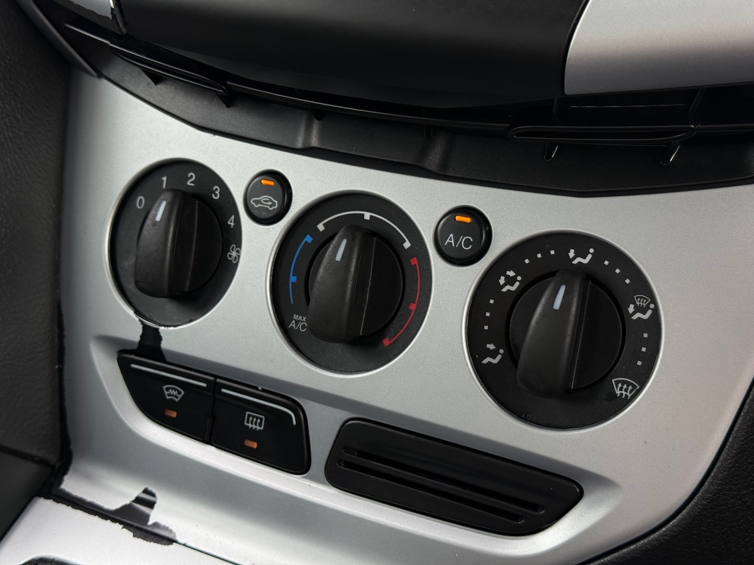 Used Ford Focus 2011 for sale - 76006539: Photo 20