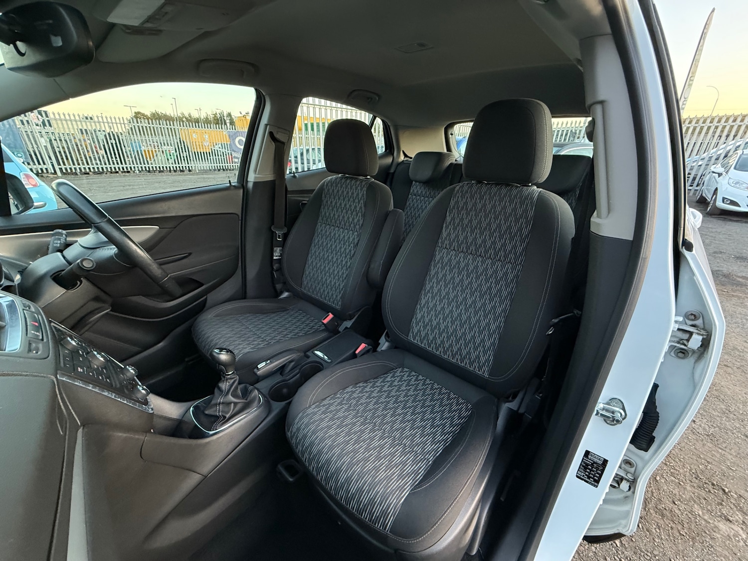 Used Vauxhall Mokka 2015 for sale - 76329637: Photo 14