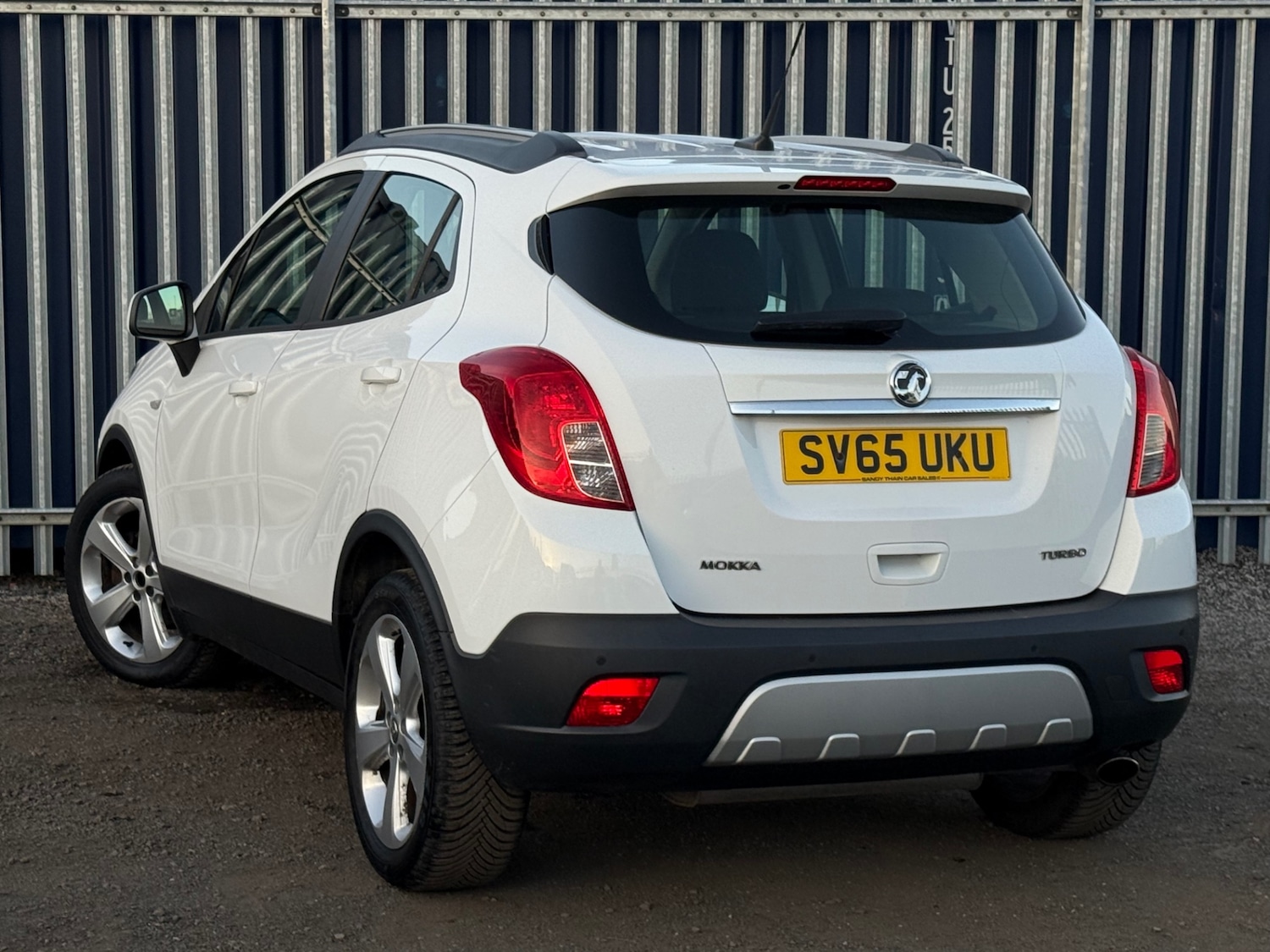 Used Vauxhall Mokka 2015 for sale - 76329637: Photo 2