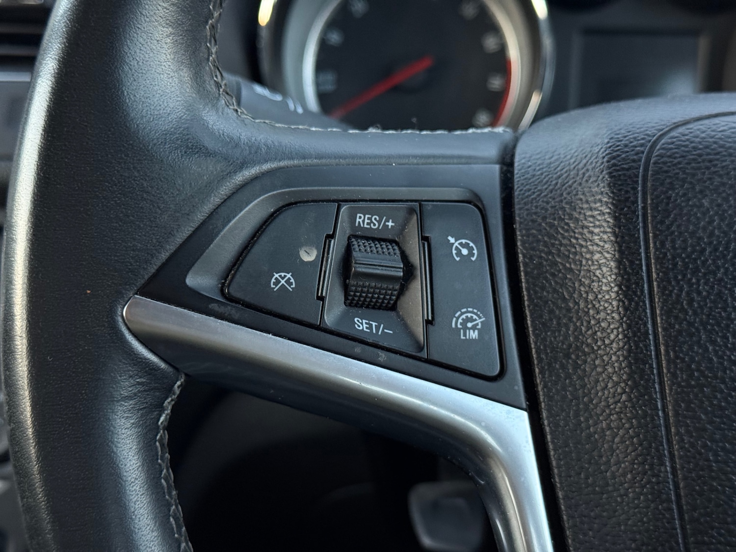 Used Vauxhall Mokka 2015 for sale - 76329637: Photo 21