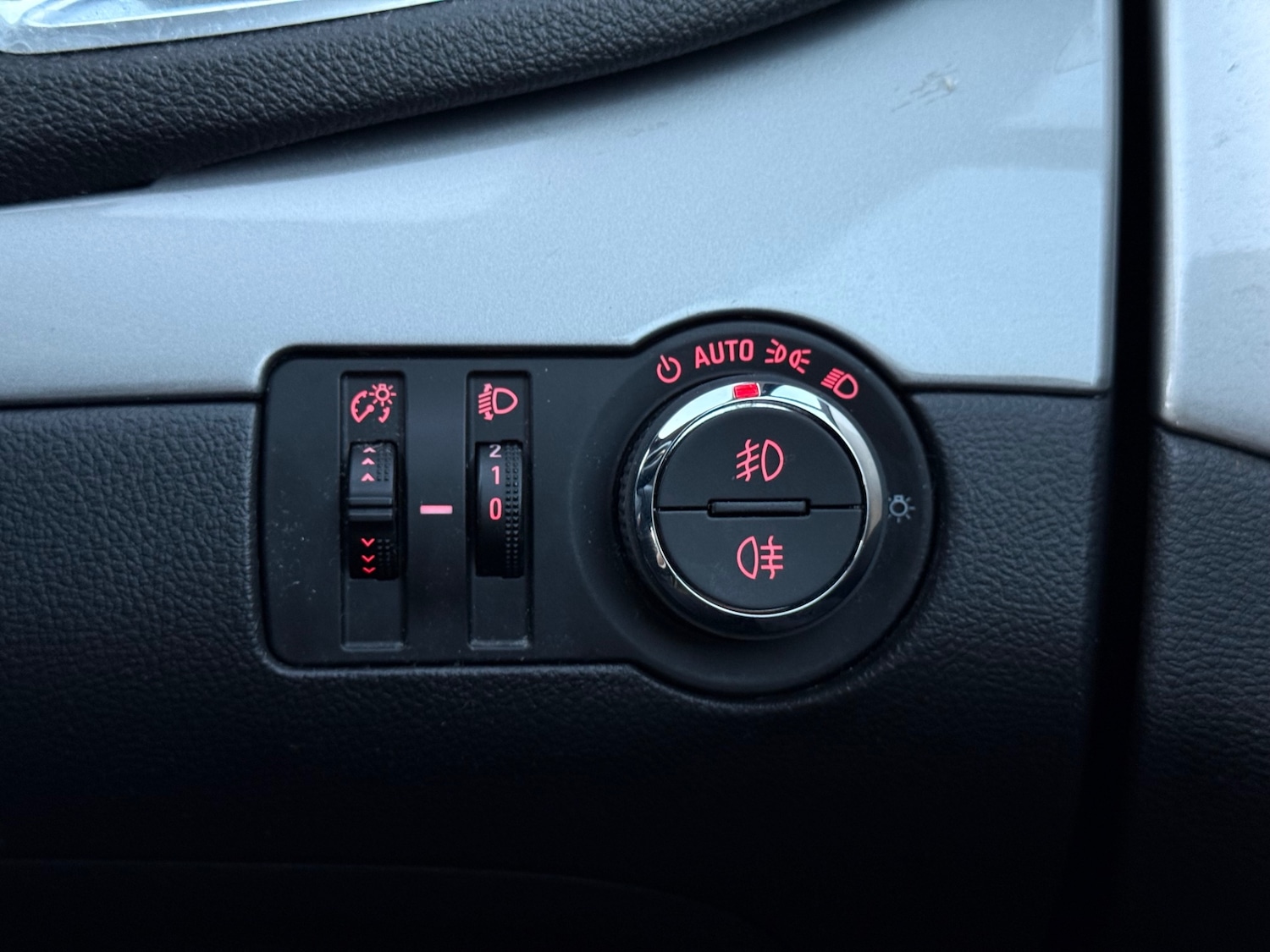 Used Vauxhall Mokka 2015 for sale - 76329637: Photo 25