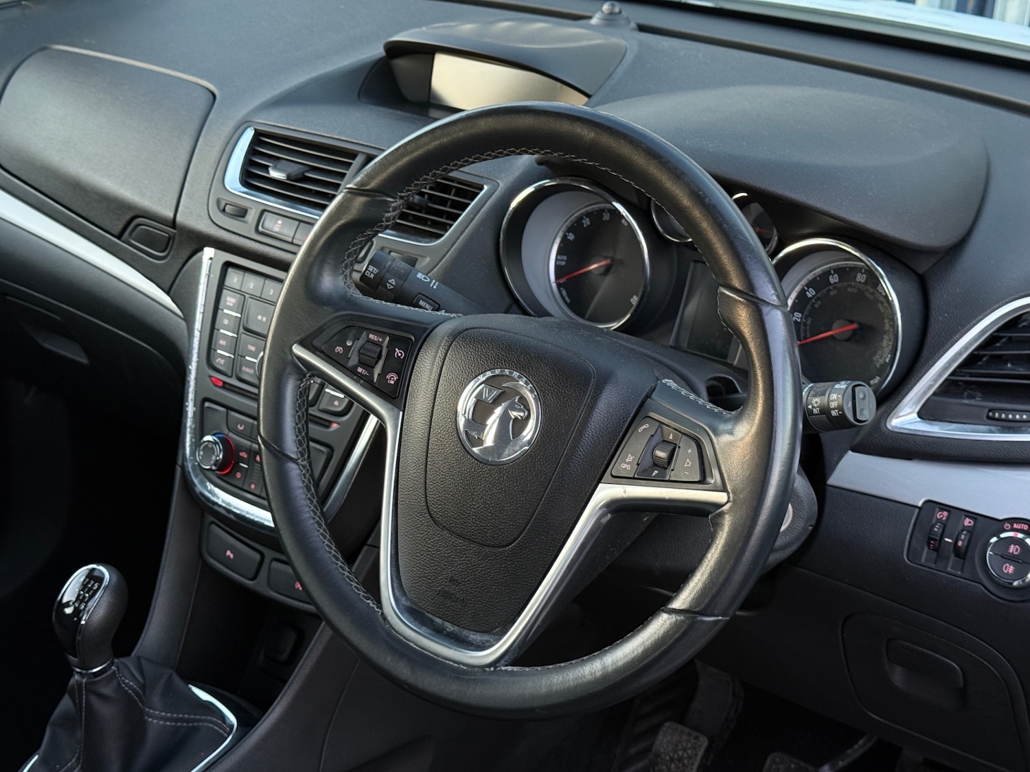 Used Vauxhall Mokka 2015 for sale - 76329637: Photo 3