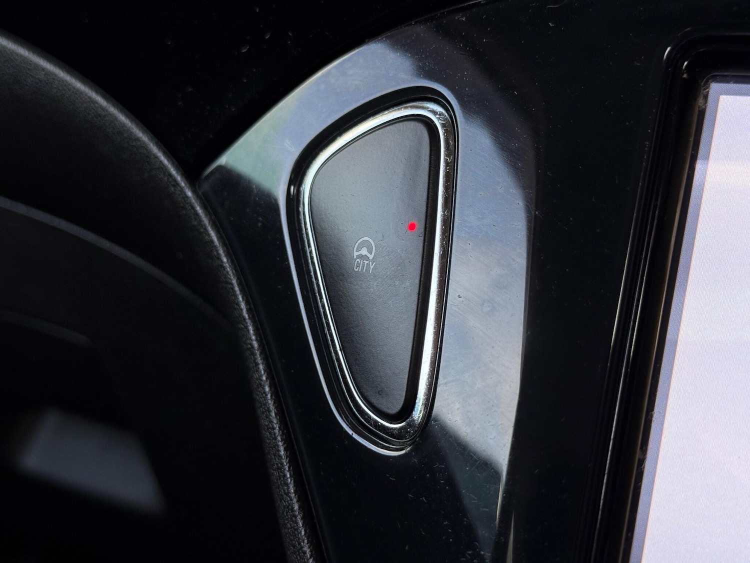 Used Vauxhall Corsa for sale - 77982395: Photo 28