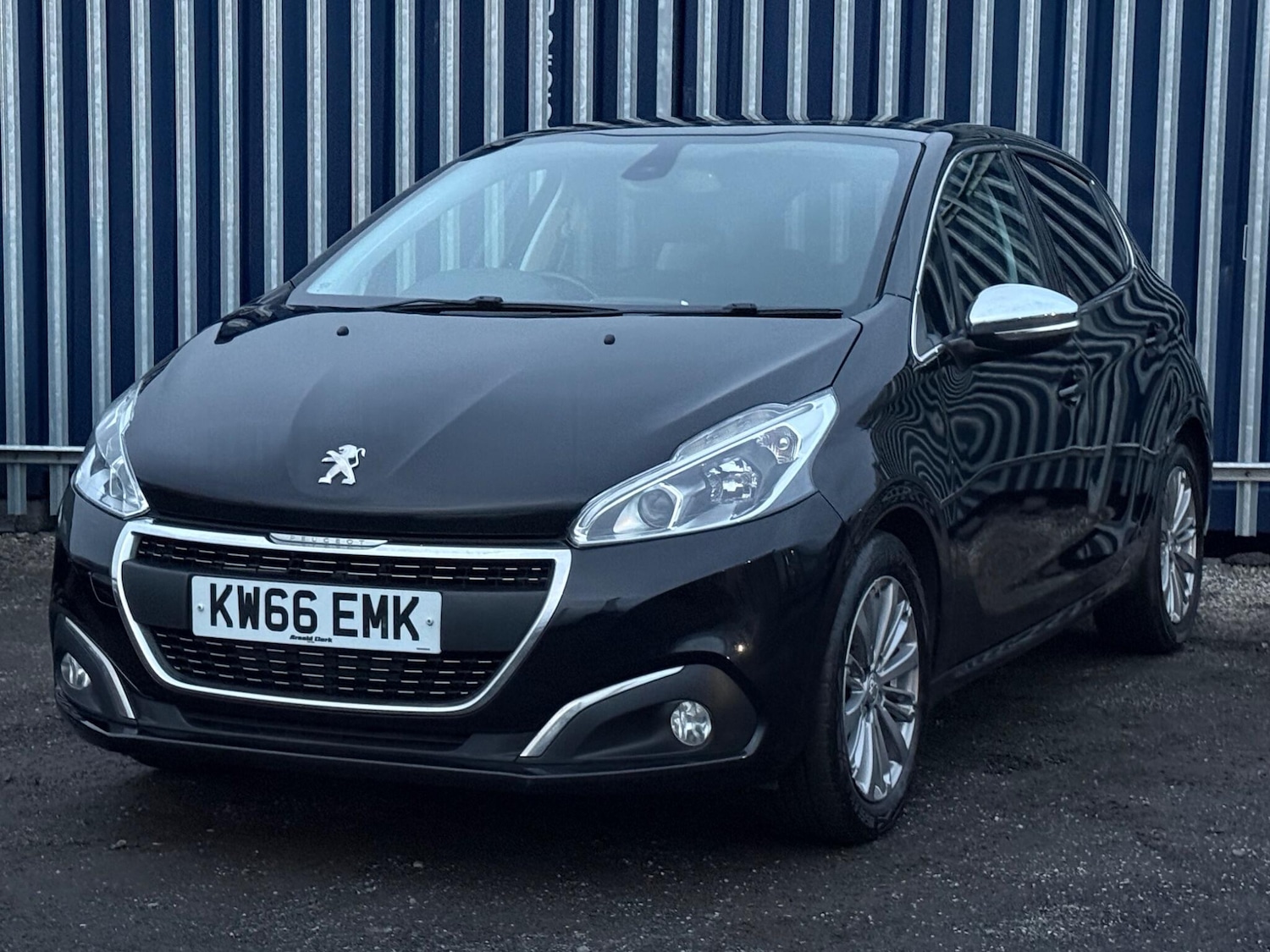 Used Peugeot 208 2016 for sale - 76681948: Photo 10