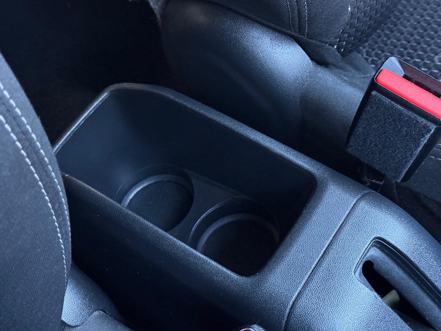 Used Peugeot 208 2016 for sale - 76681948: Photo 30