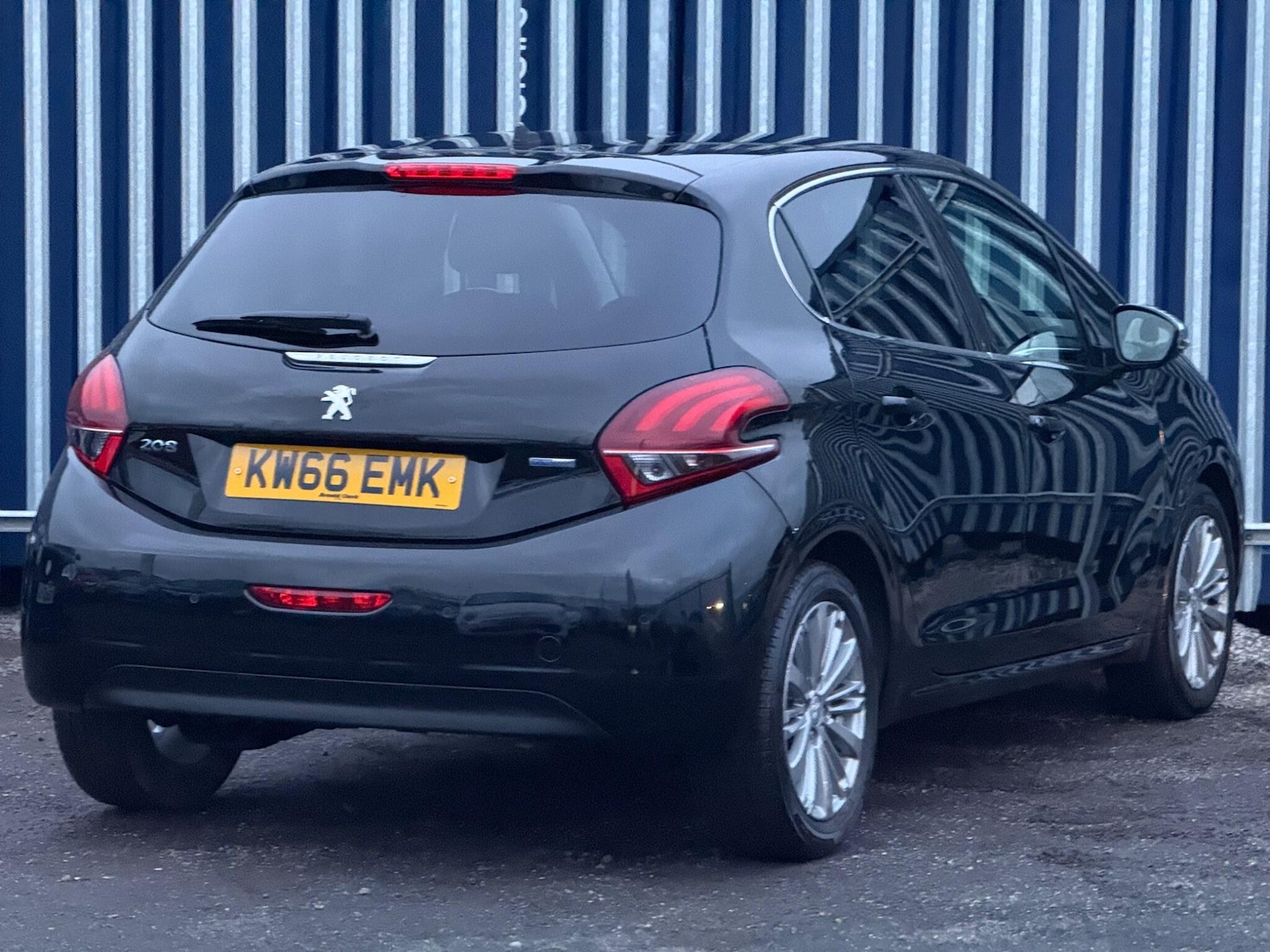 Used Peugeot 208 2016 for sale - 76681948: Photo 7