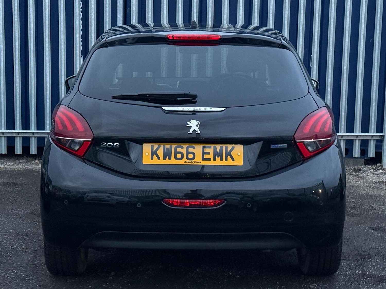 Used Peugeot 208 2016 for sale - 76681948: Photo 8