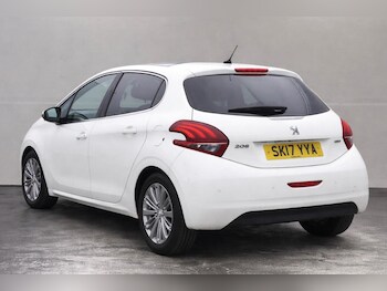 Used Peugeot 208 2017 for sale - 78147884: Photo
