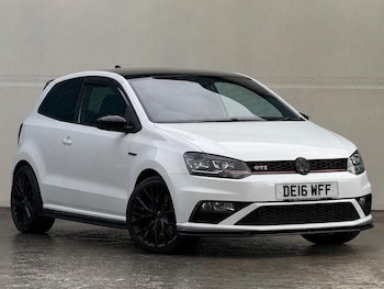 Used Volkswagen Polo 2016 for sale - 78609367: Photo