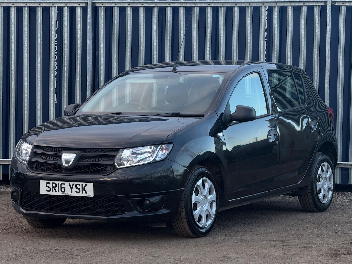 Used Dacia Sandero 2016 for sale - 77853691: Photo 10