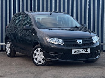 Used Dacia Sandero 2016 for sale - 77853691: Photo