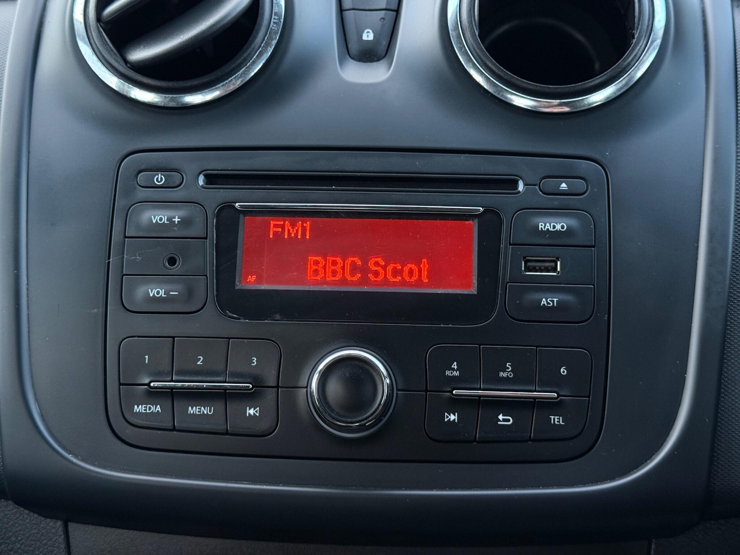 Used Dacia Sandero 2016 for sale - 77853691: Photo 21