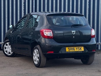 Used Dacia Sandero 2016 for sale - 77853691: Photo
