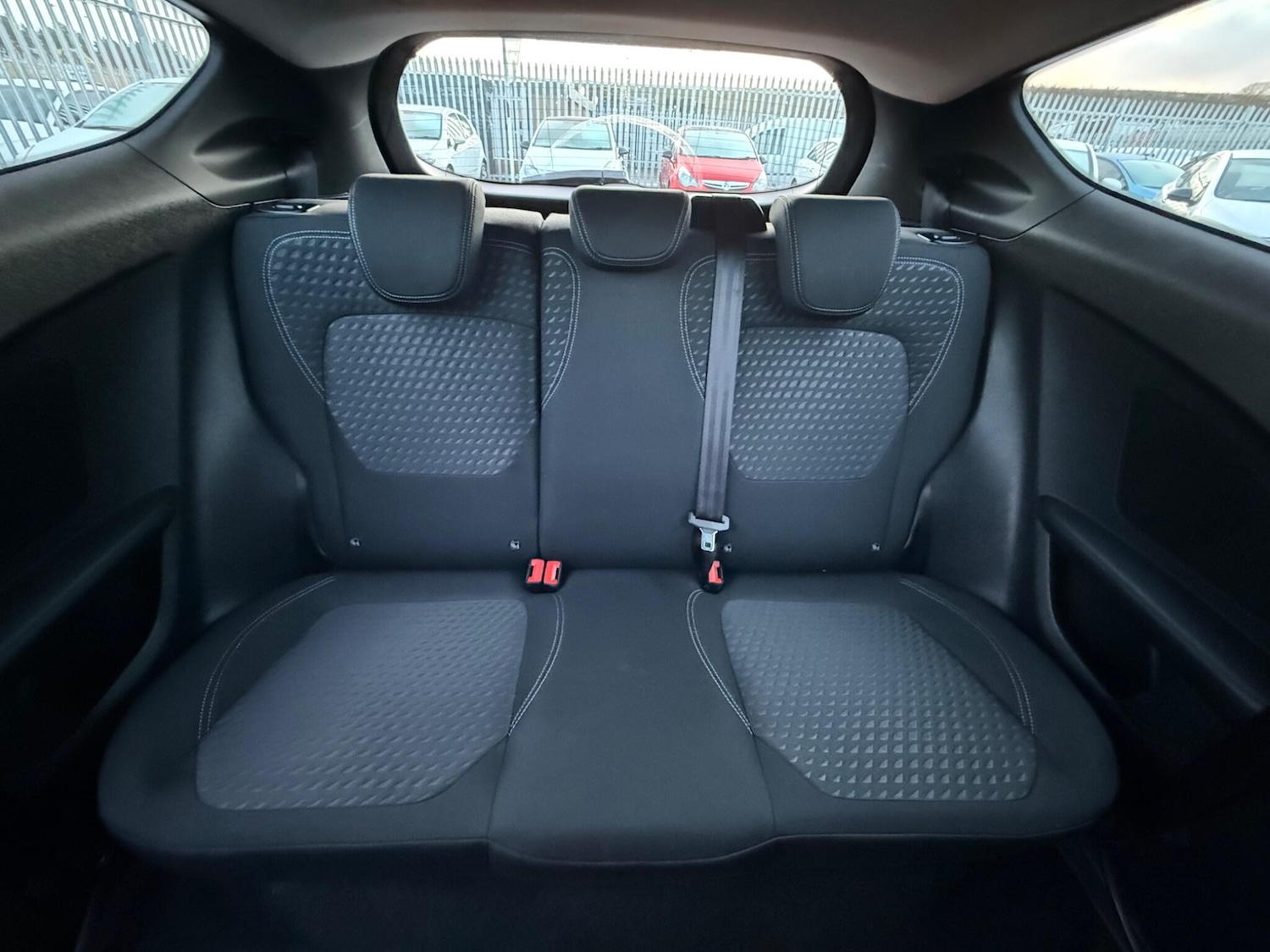 Used Ford Fiesta 2017 for sale - 77784162: Photo 33