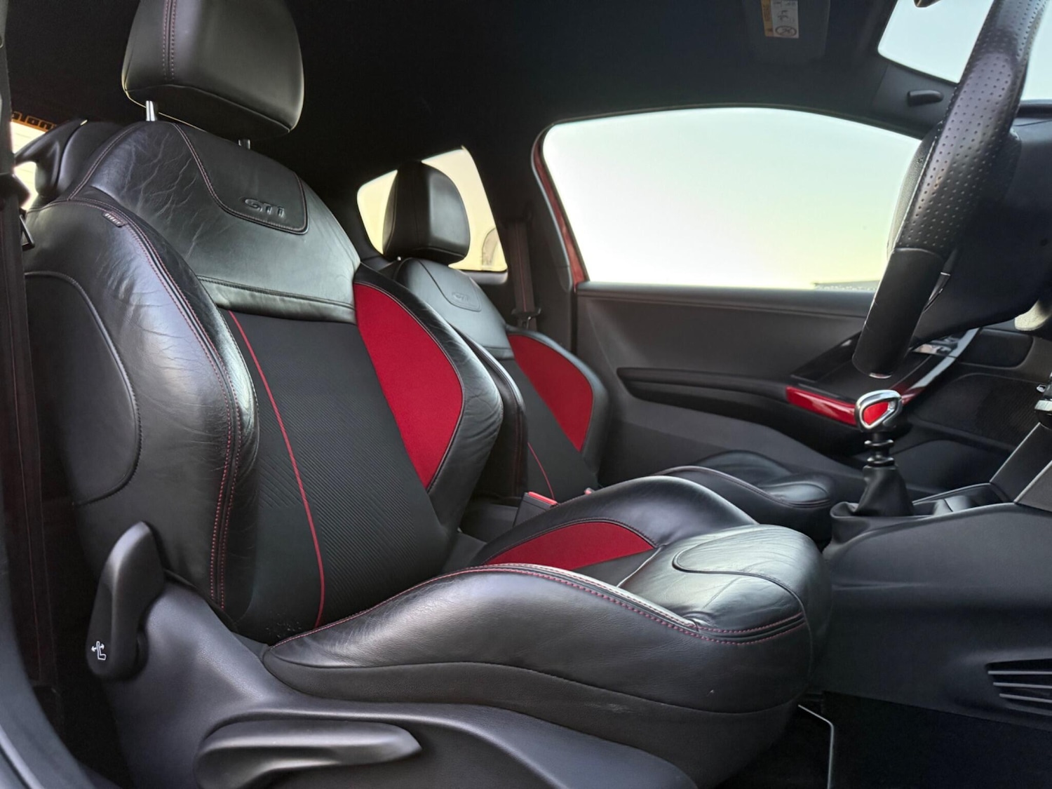 Used Peugeot 208 for sale - 77020975: Photo 15