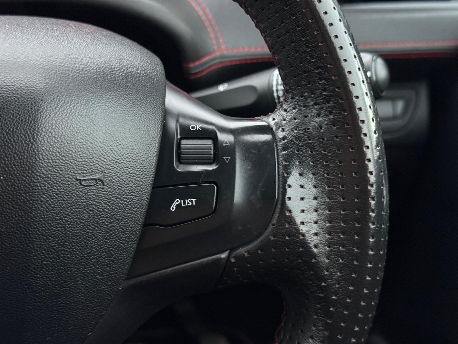 Used Peugeot 208 for sale - 77020975: Photo 24