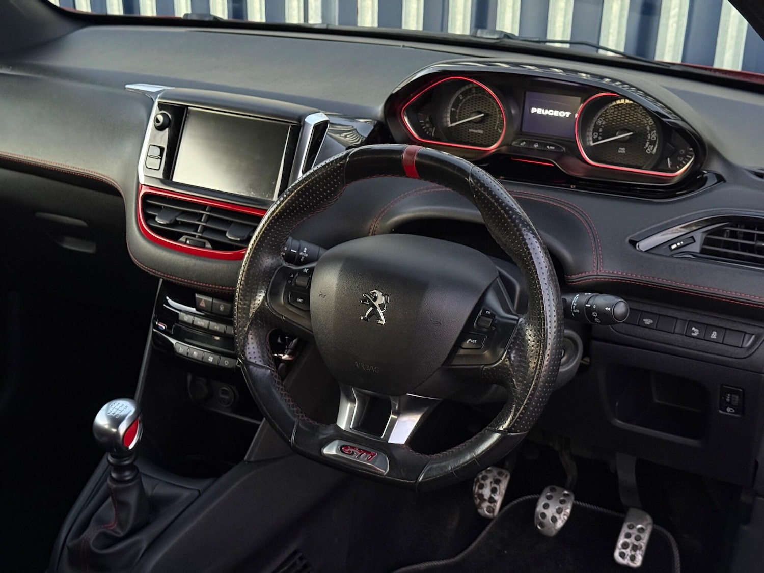 Used Peugeot 208 for sale - 77020975: Photo 3