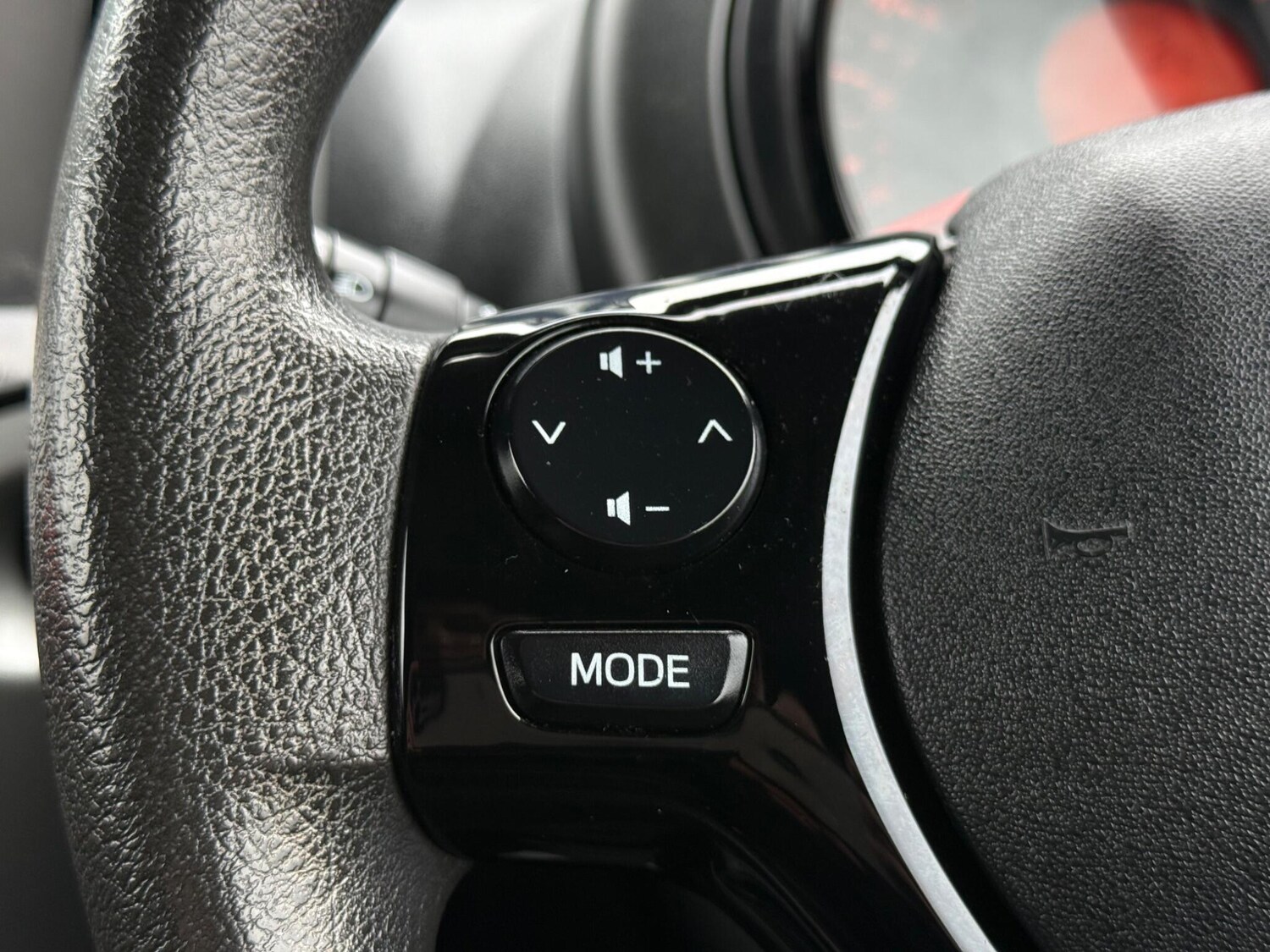 Used Peugeot 108 for sale - 77469197: Photo 24