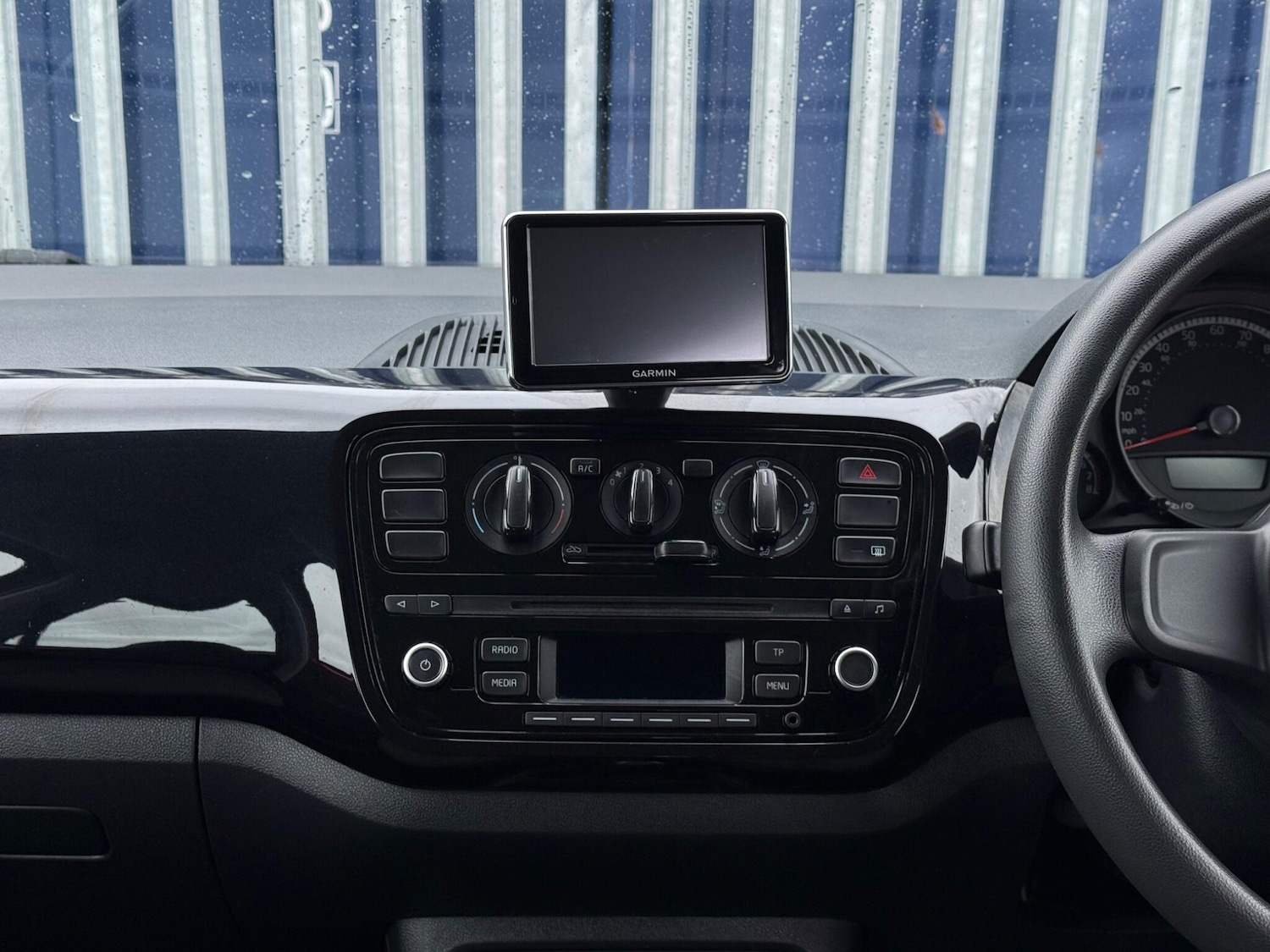 Used Volkswagen up! 2015 for sale - 77455065: Photo 15