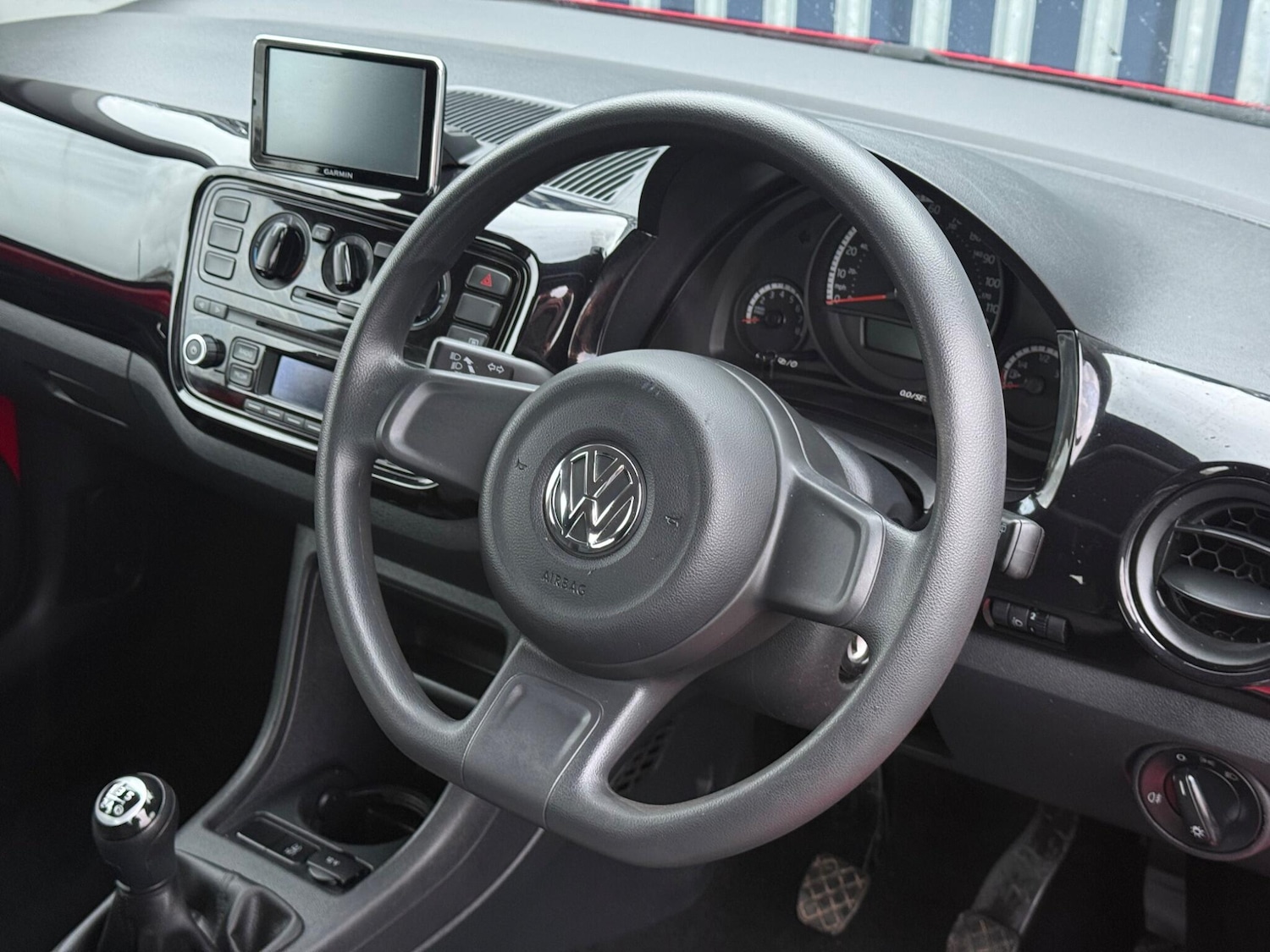 Used Volkswagen up! 2015 for sale - 77455065: Photo 3