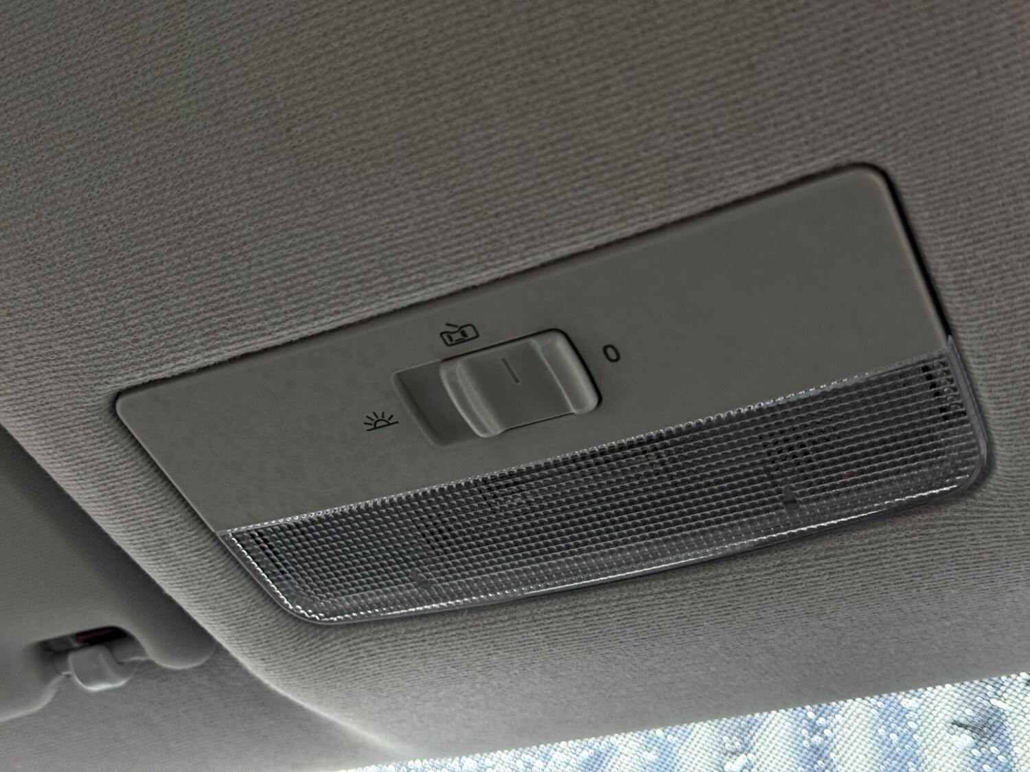 Used Volkswagen up! 2015 for sale - 77455065: Photo 30