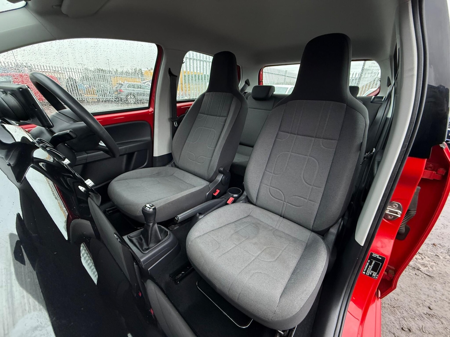 Used Volkswagen up! 2015 for sale - 77455065: Photo 42