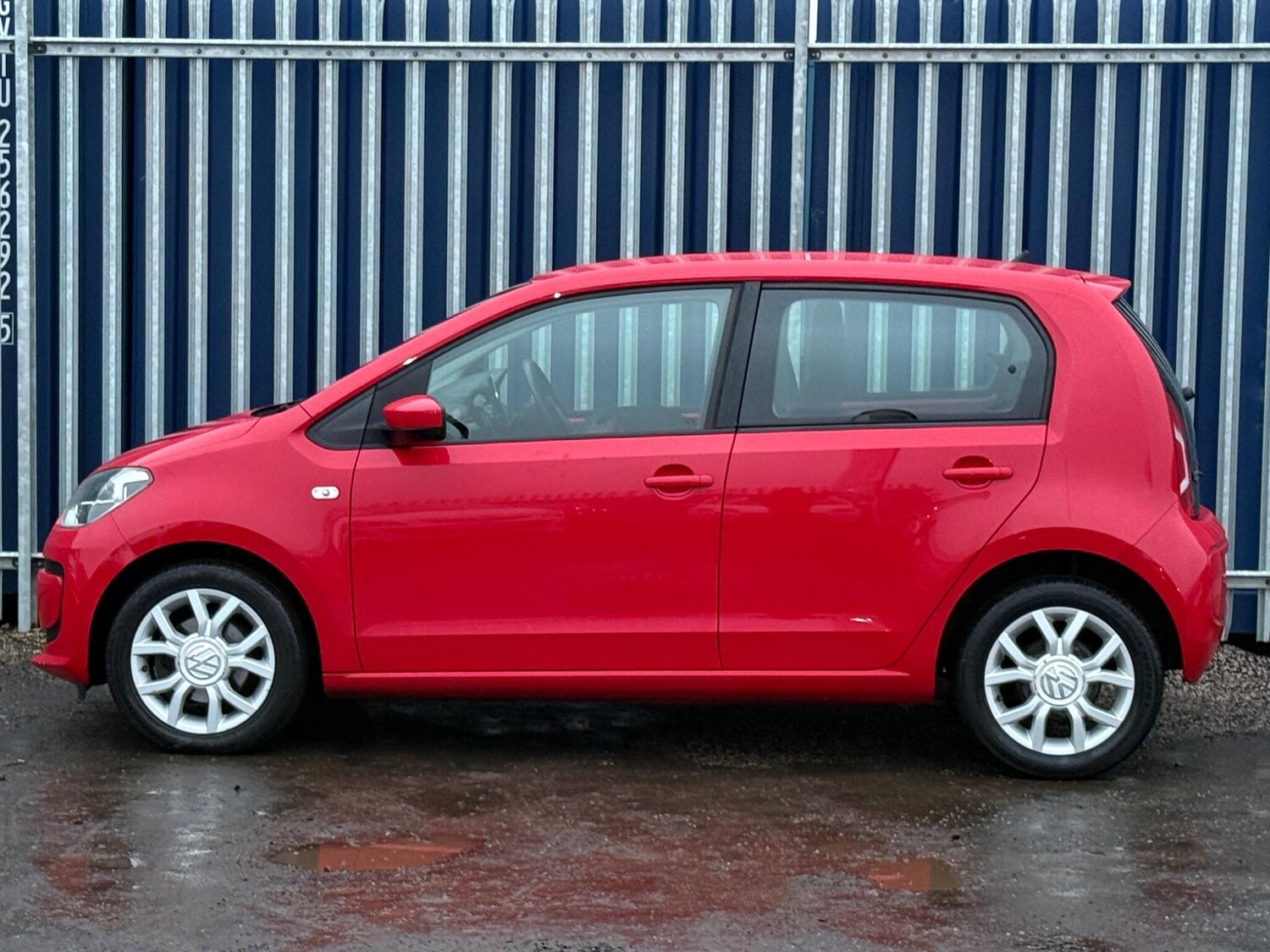 Used Volkswagen up! 2015 for sale - 77455065: Photo 9