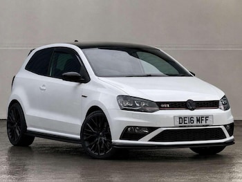 Used Volkswagen Polo 2016 for sale - 78830470: Photo