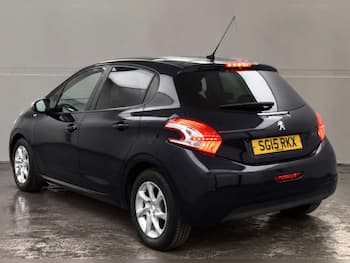 Used Peugeot 208 2015 for sale - 79768929: Photo