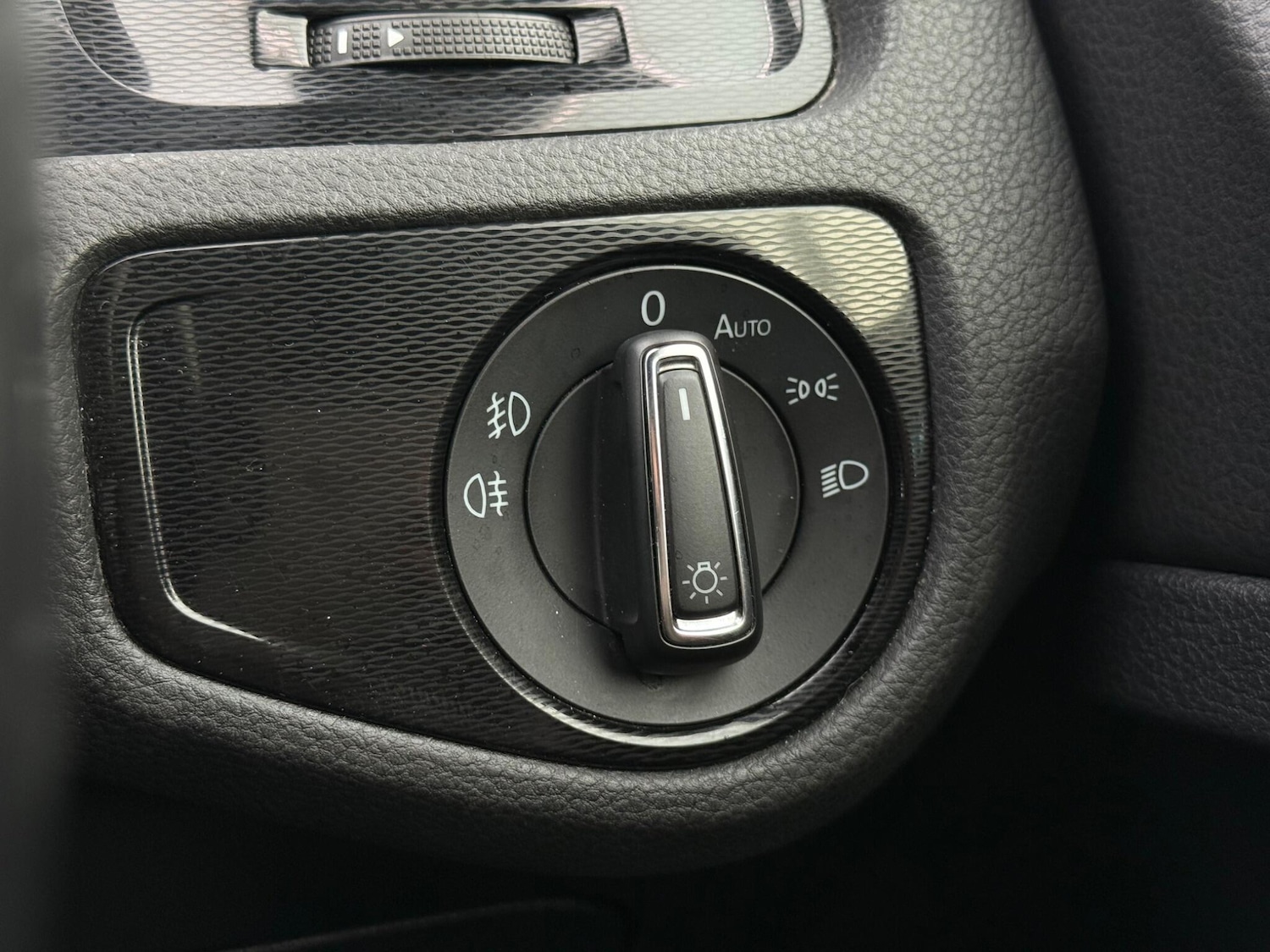 Used Volkswagen Golf for sale - 77242586: Photo 32