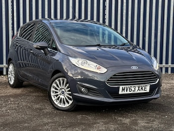 2013 (63) - 1.0 EcoBoost Titanium 5dr
