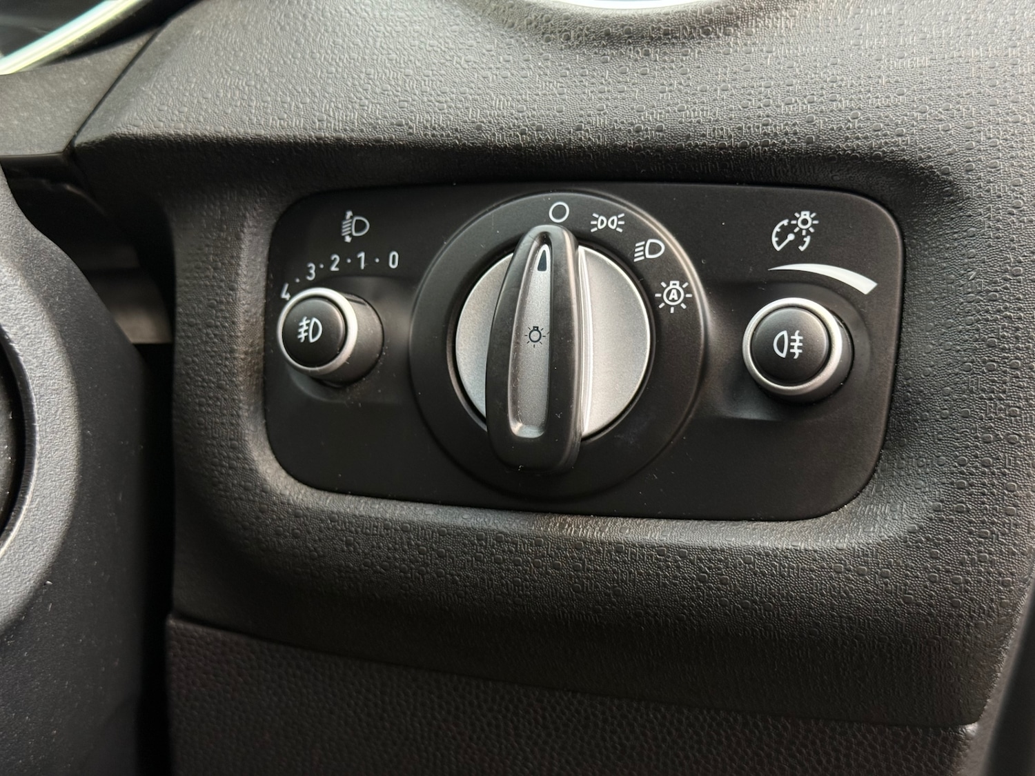 Vehicle 28