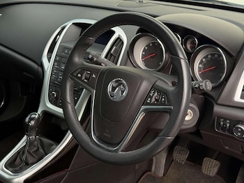 Used Vauxhall Astra 2010 for sale - 78830417: Photo
