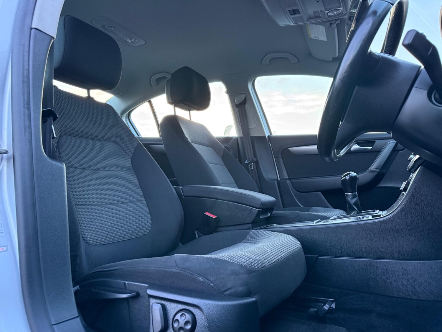 Used Volkswagen Passat for sale - 77769488: Photo 13