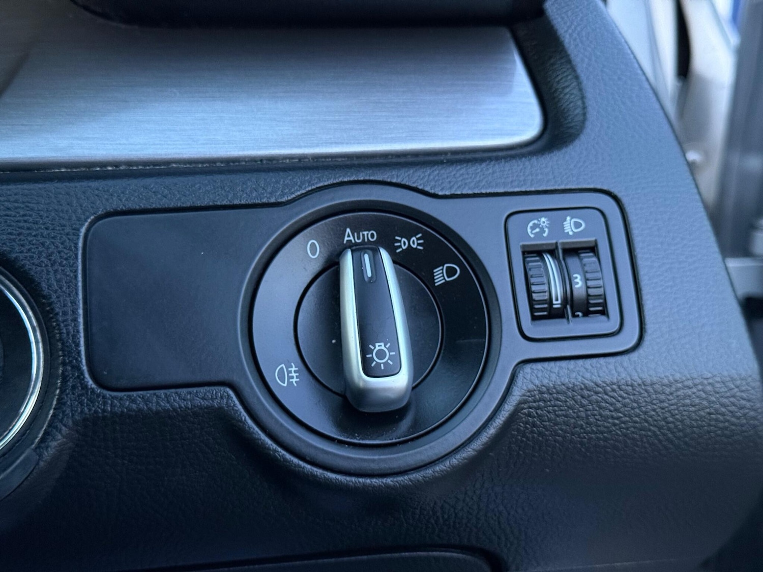 Used Volkswagen Passat for sale - 77769488: Photo 25