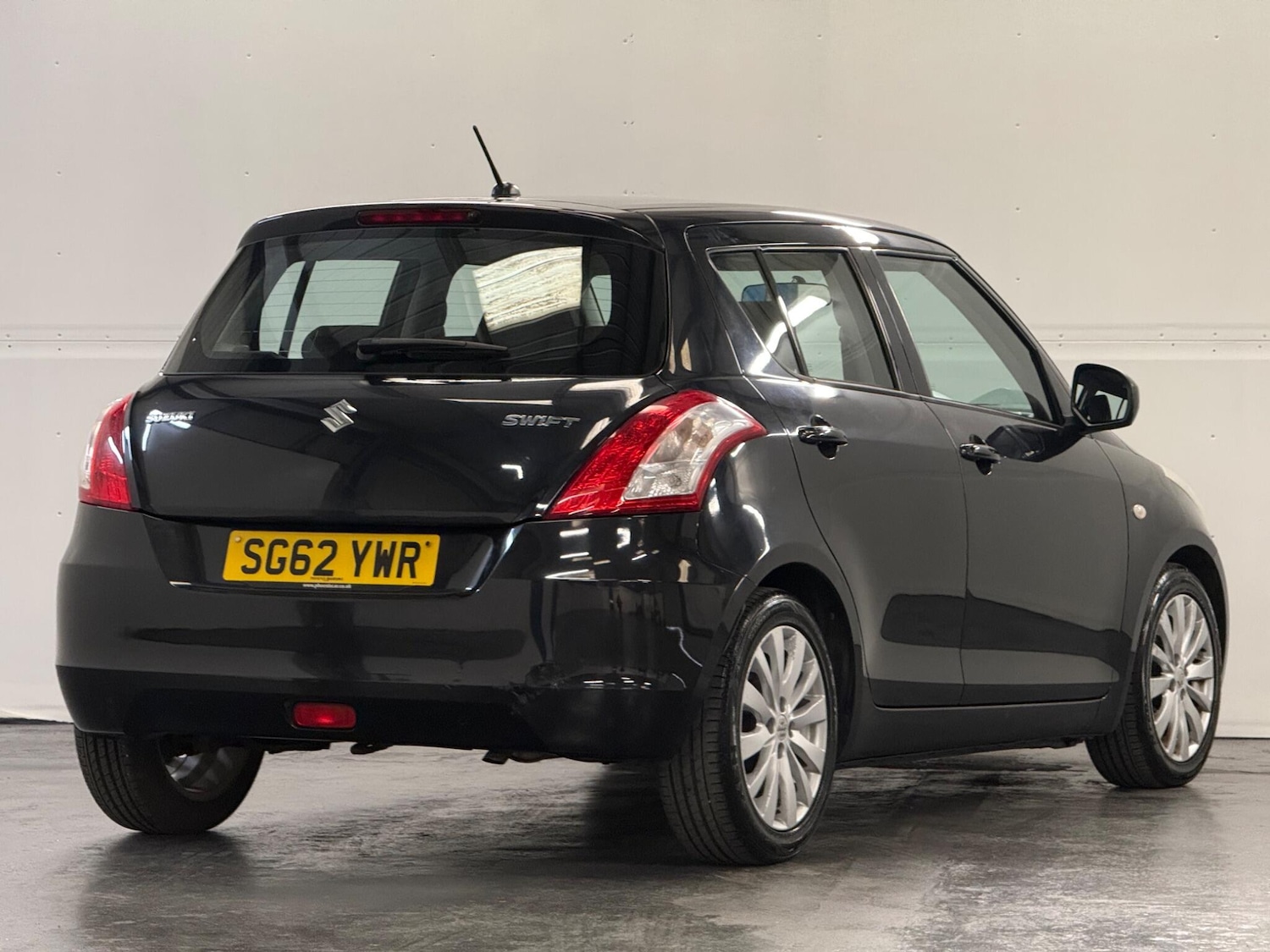 Used Suzuki Swift for sale - 78057550: Photo 7