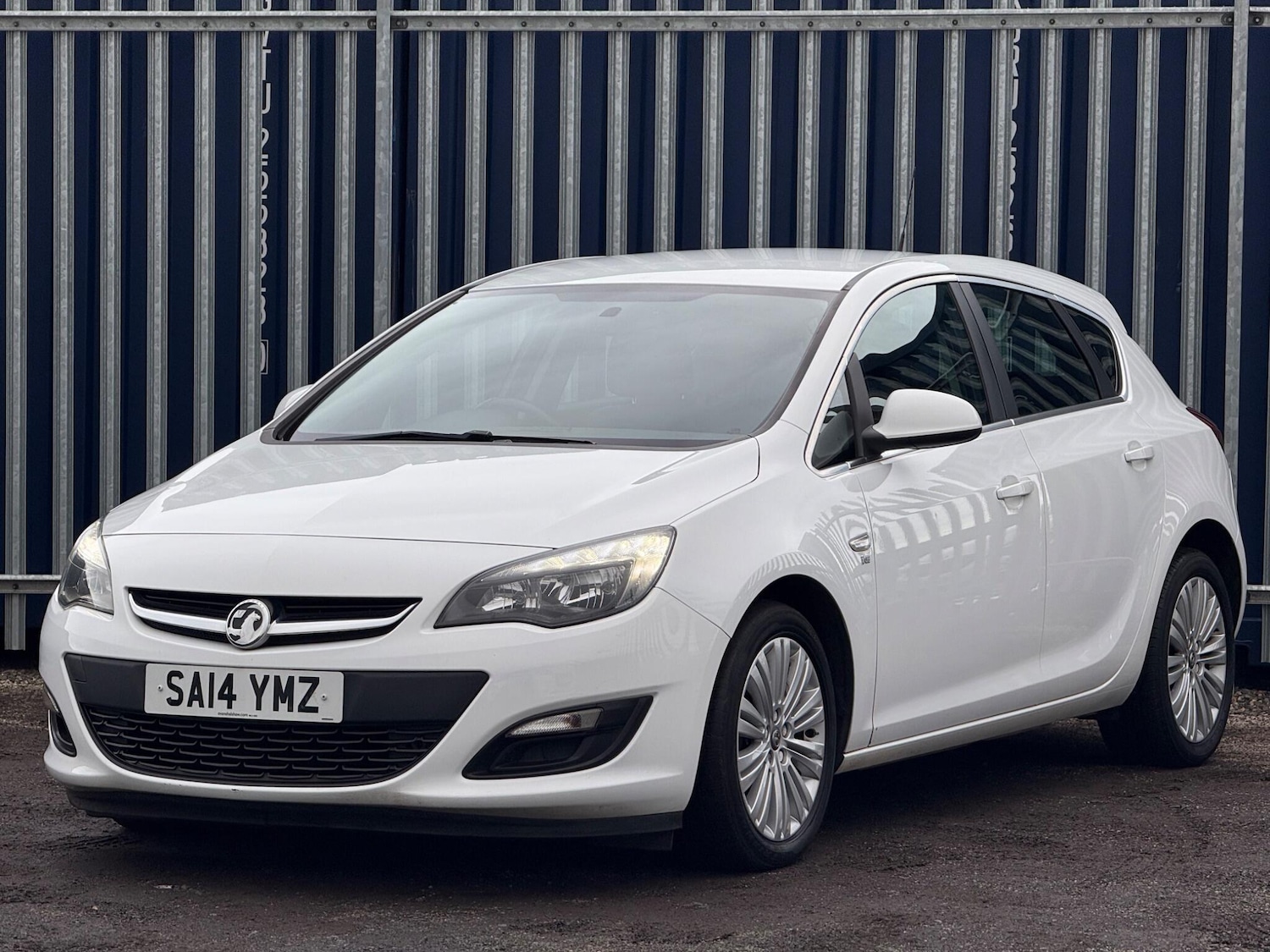 Used Vauxhall Astra 2014 for sale - 76913684: Photo 10