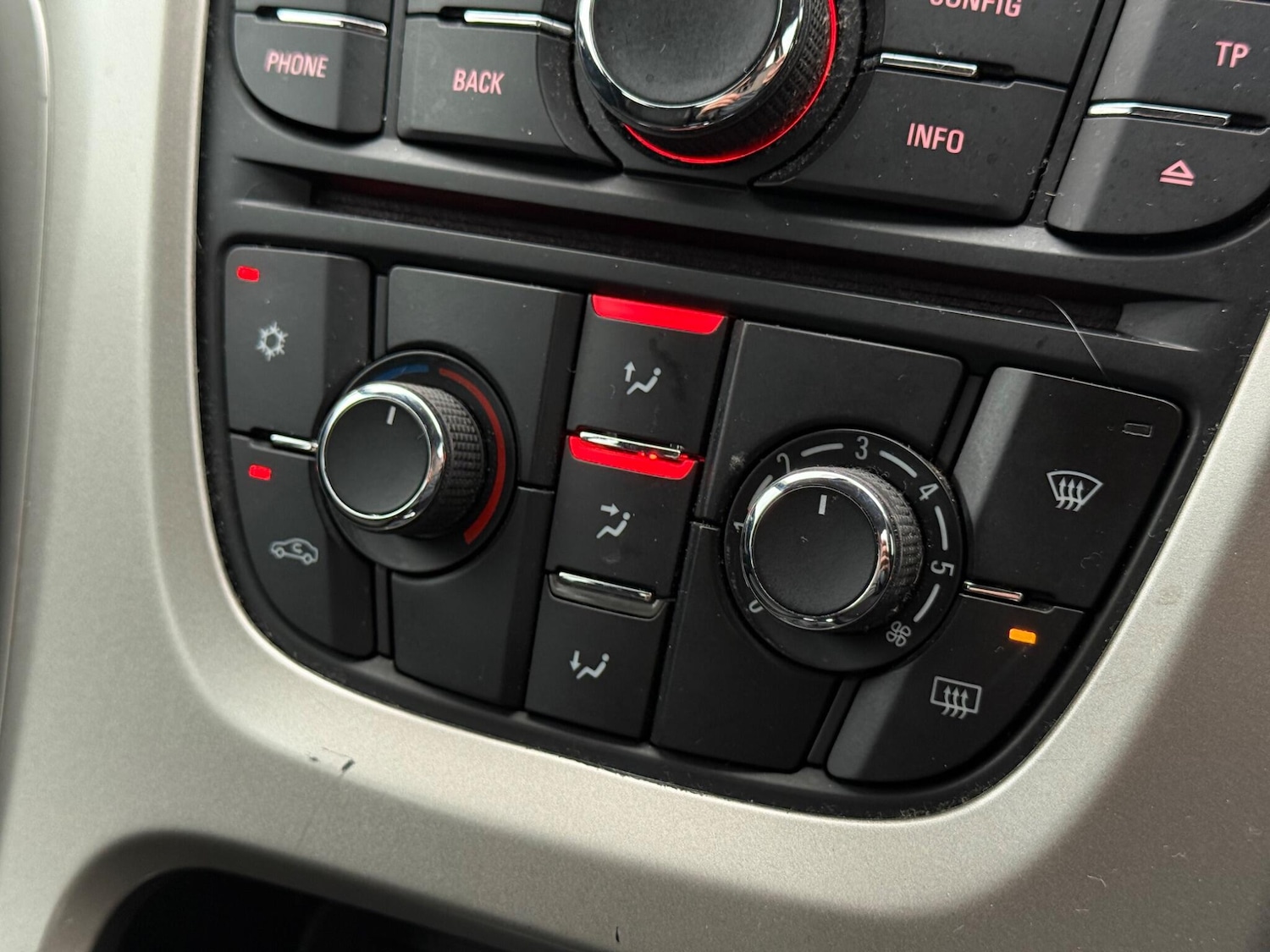 Used Vauxhall Astra 2014 for sale - 76913684: Photo 20