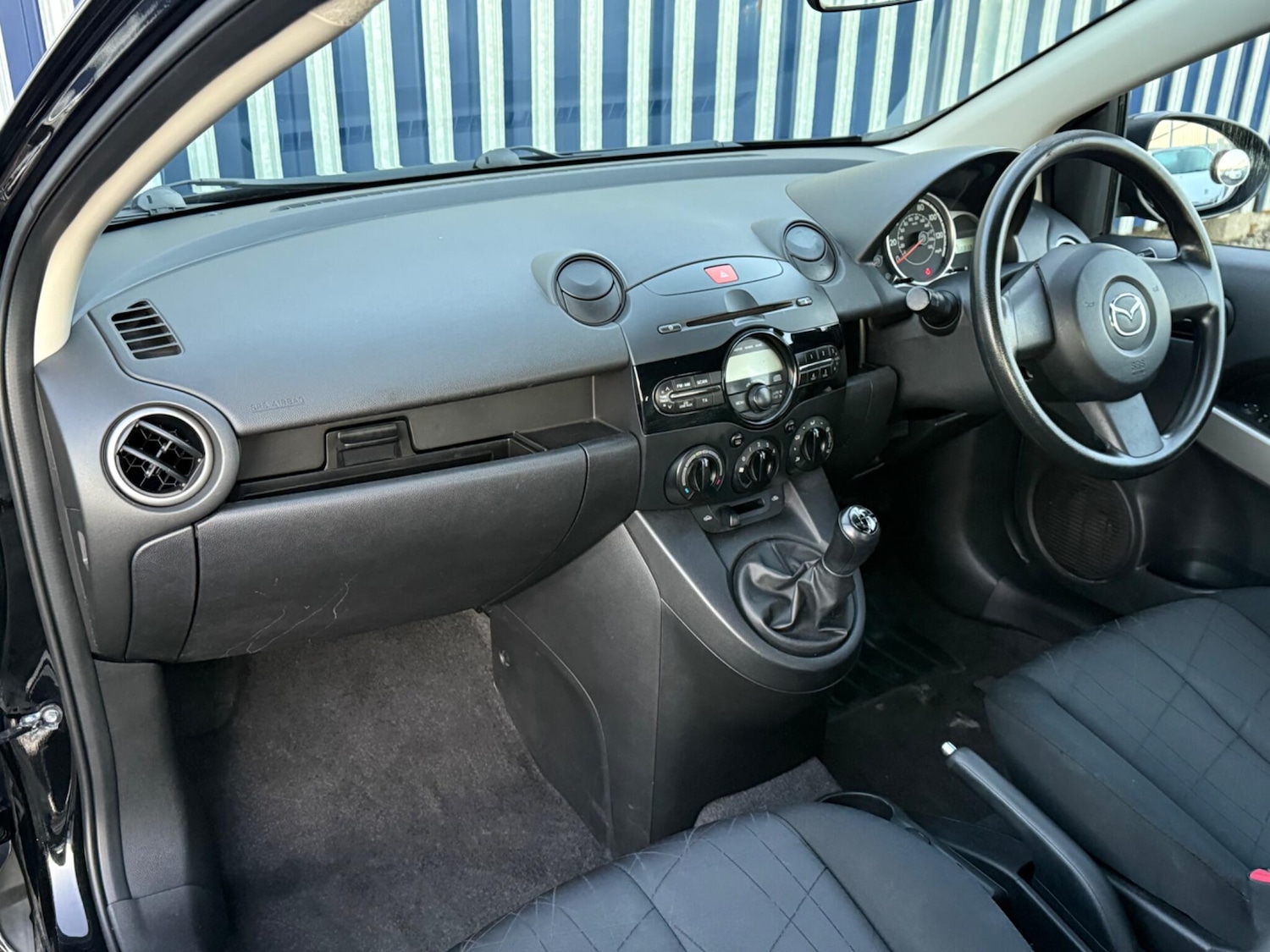 Used Mazda Mazda2 2013 for sale - 77021102: Photo 13