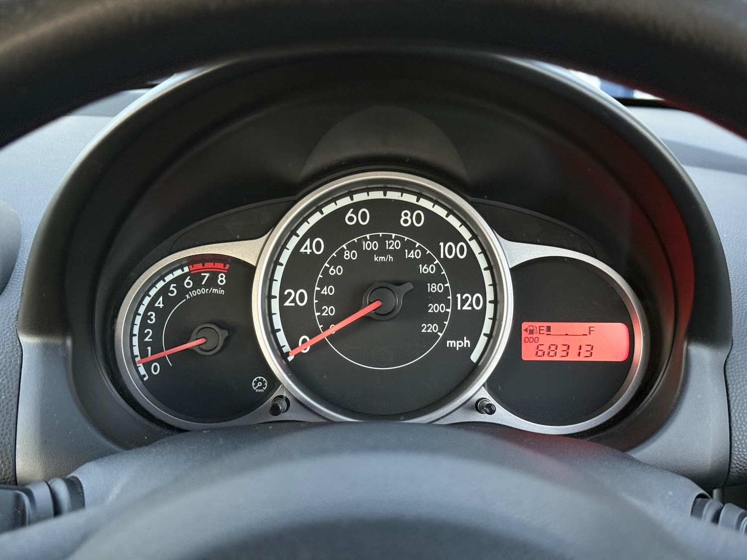 Used Mazda Mazda2 2013 for sale - 77021102: Photo 19