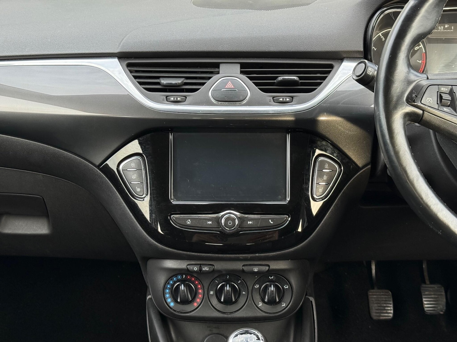 Used Vauxhall Corsa 2016 for sale - 76912916: Photo 17