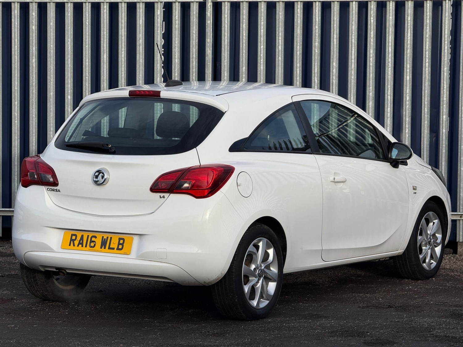 Used Vauxhall Corsa 2016 for sale - 76912916: Photo 7